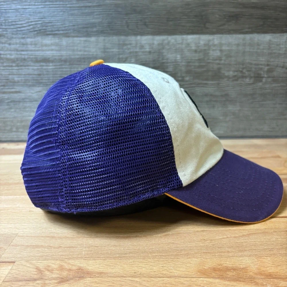 Minnesota Vikings Hat Cap Snapback Tan Purple NFL‎ Football One Size Adjustable